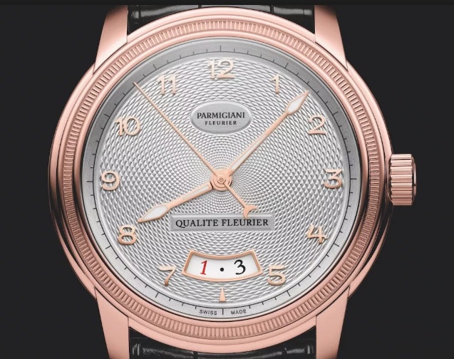 Chứng_nhận_Qualité_Fleurier_trên_mặt_số_đảm_bảo_100%_đồng_hồ_được_làm_từ_thụy_sỹ
