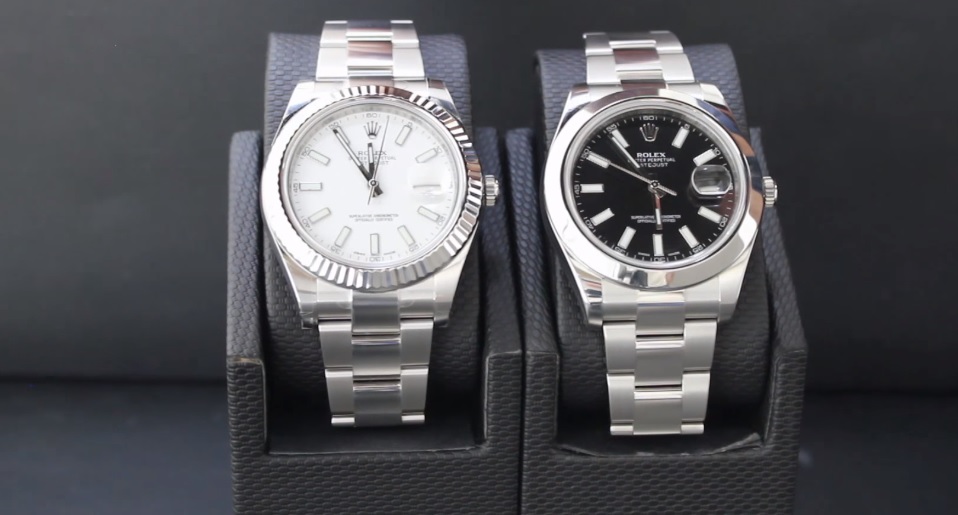 Đồng_hồ_Rolex_Datejust_II_với_phiên_bản_vành_trơn_và_vành_khía