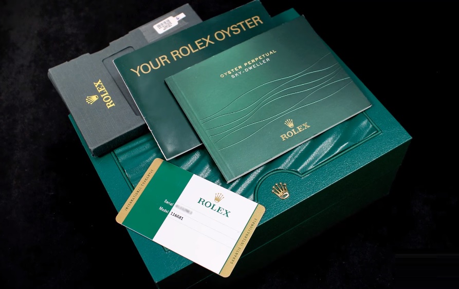 Hộp_đồng_hồ_Thẻ_bảo_hành_đồng_hồ_và_giấy_tờ_liên_quan_của_Rolex