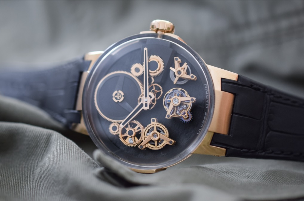 Mẫu_đồng_hồ_Executive_Tourbillon_Skeleton_“Free_Wheel”_mới_của_Ulysse_Nardin