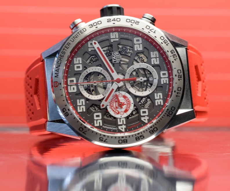 Mẫu đồng Hồ Tag Heuer Carrera Heuer 01 Danh Rieng Cho Manchester United