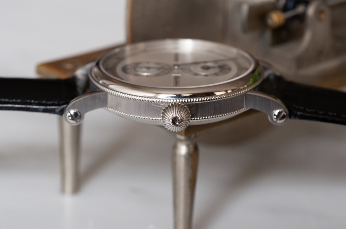 Núm_và_vỏ_CHRONOSWISS_REGULATOR_MANUFACTURE
