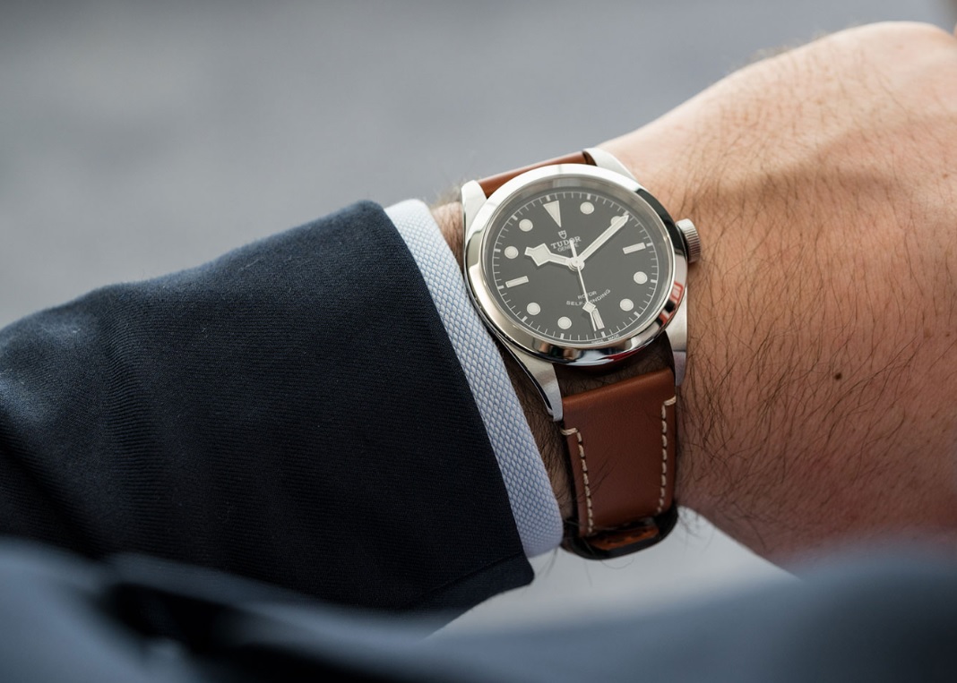 Đồng hồ Tudor Heritage Black Bay 41-1