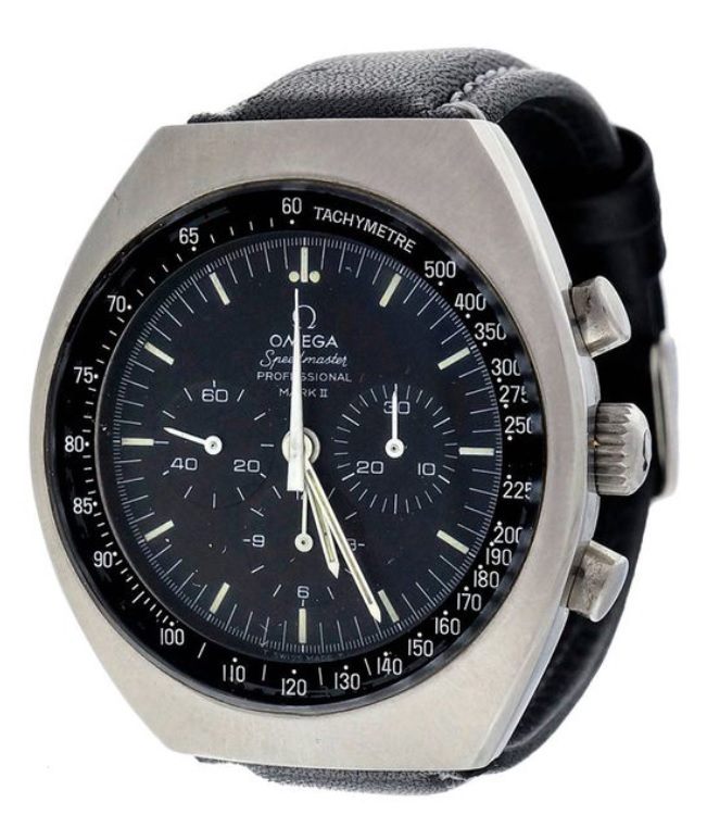 Omega Speedmaster Mark II Chronograph giá bán 2.995 USD