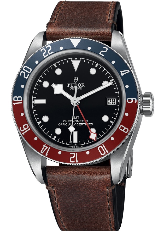 Đồng hồ Tudor black Bay GMT phiên bản dây da