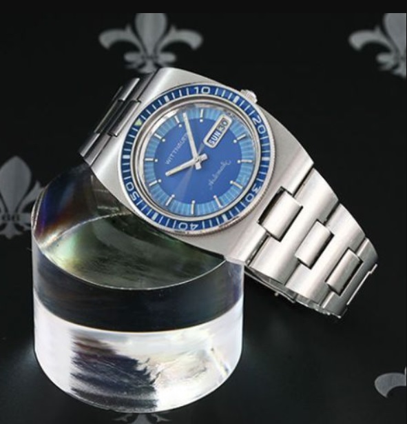 Đồng hồ lặn tự động thập niên 80 của Wittnauer giá bán 675$