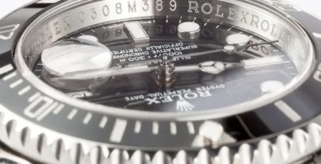 Hướng Dẫn Cách Tìm Số Serial trên Đồng Hồ Rolex sau năm 2005