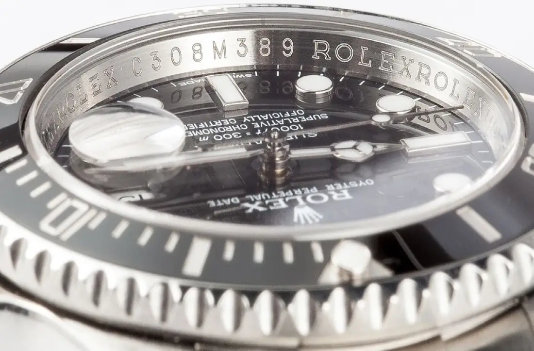 Hướng Dẫn Cách Tìm Số Serial trên Đồng Hồ Rolex sau năm 2005