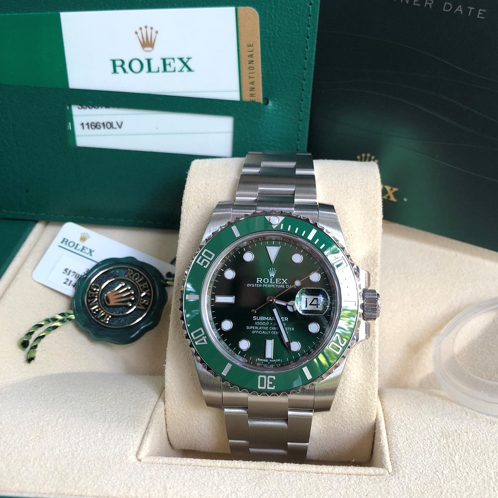 Rolex Submariner 116610LV Green Dial Oystersteel Fullbox Size 40