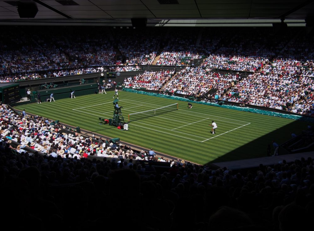 Giải đấu Tennis trên sân đất nện do Wimbledon tổ chức