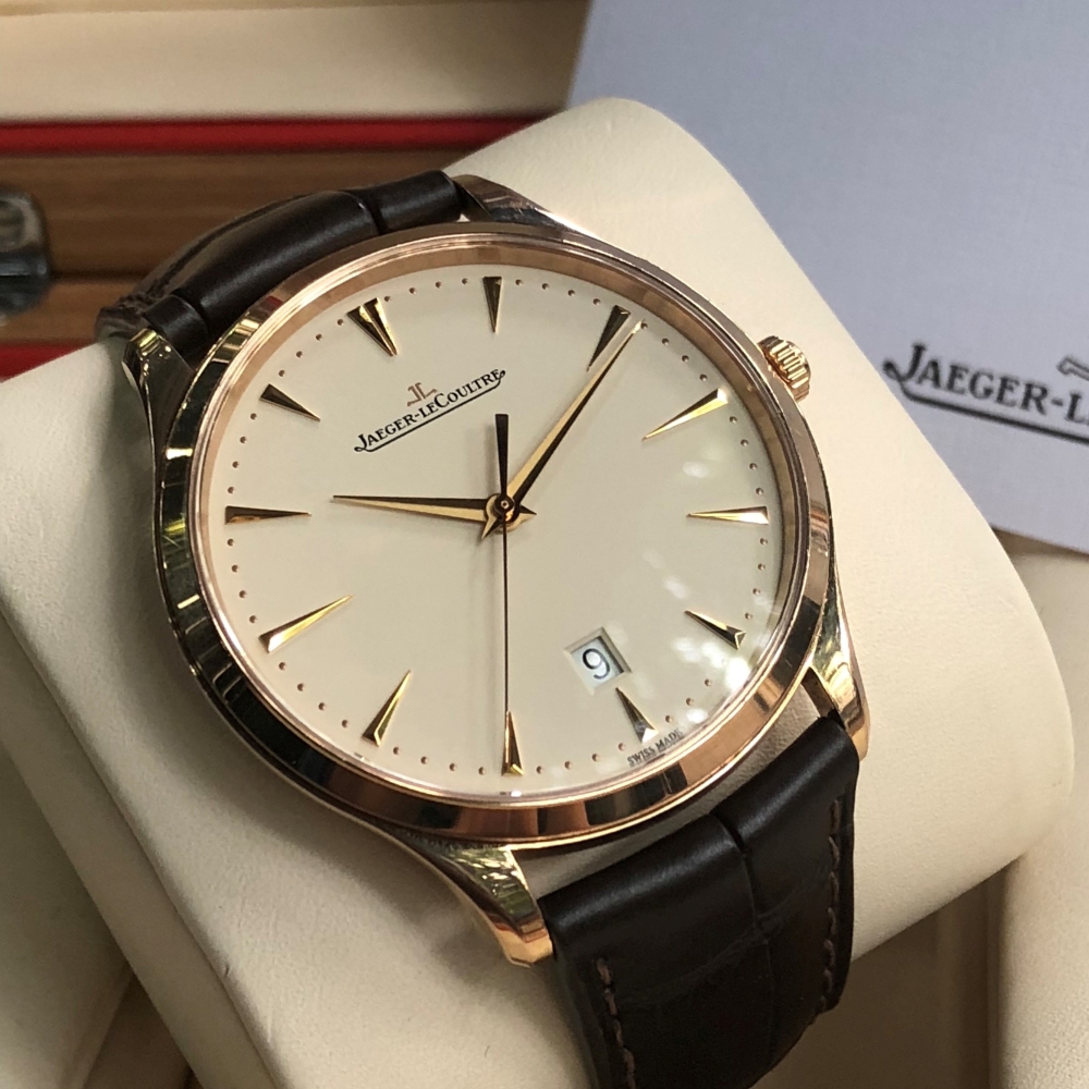 Jaeger-Lecoultre-1282510-Master-Ultra-Thin-Date-Pink-Gold-2