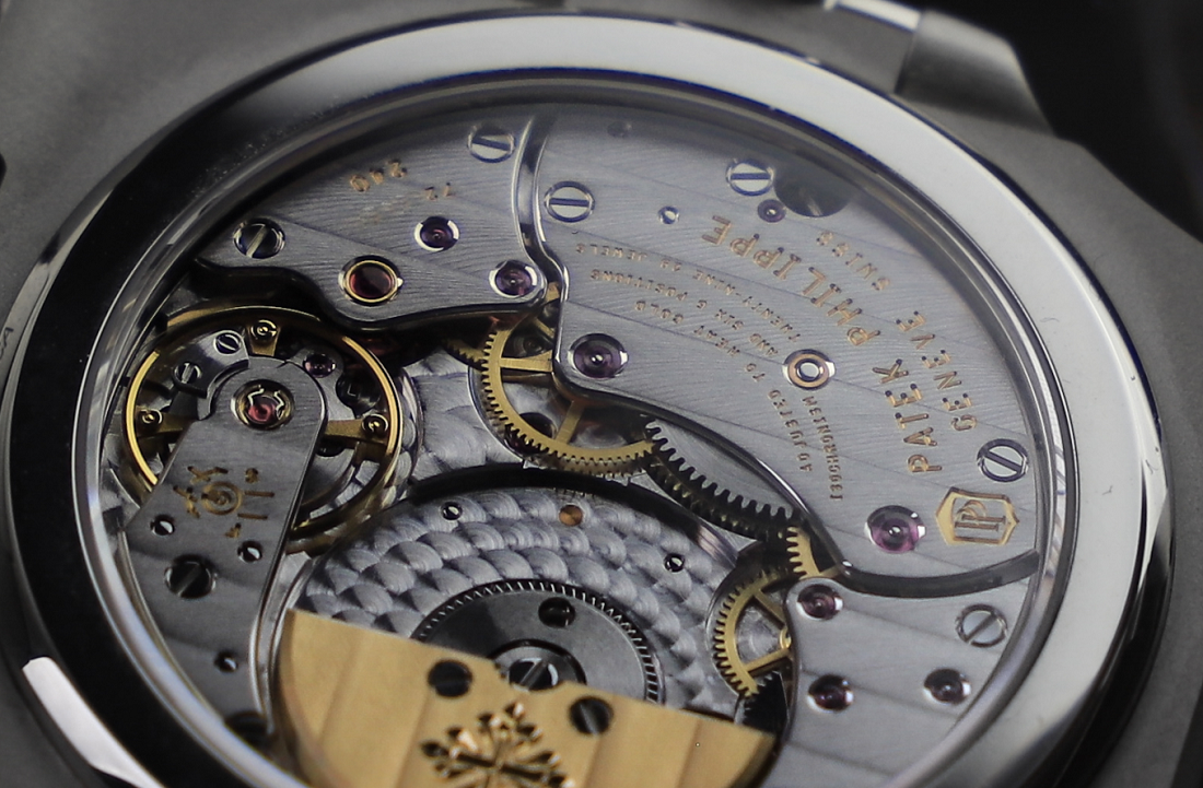 Mất bao lâu để tạo ra một chiếc đồng hồ Patek Philippe?
