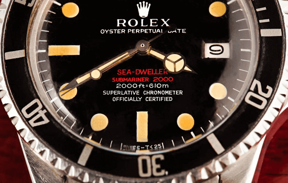 Đồng hồ Rolex Sea-Dweller - Mặt số Double Red Sea-Dweller (DRSD)