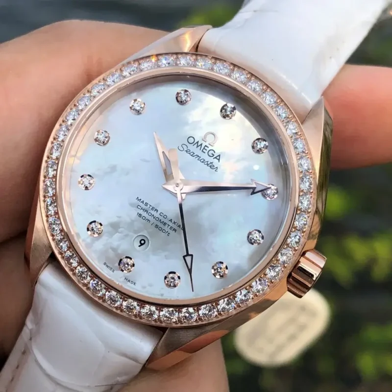 Đồng hồ Omega Aqua Terra 231.58.34.20.55.003