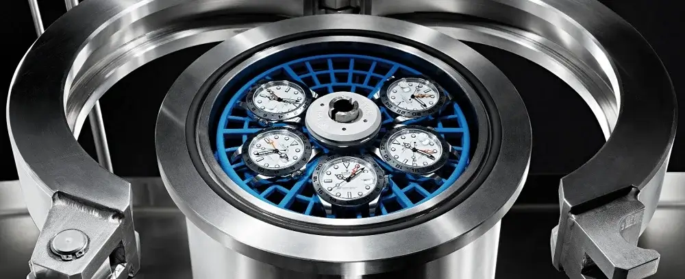 Quy trình thử nghiệm đồng hồ nghiêm ngặt của Rolex