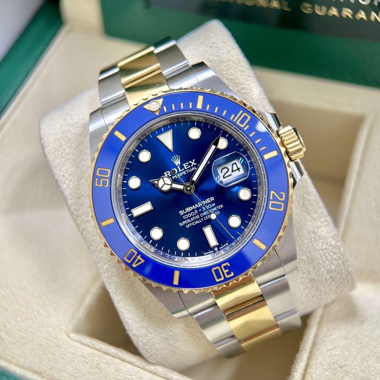 Đồng hồ Rolex Submariner Date 126613LB Fullbox năm 2021