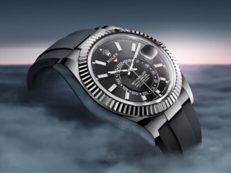 Đồng hồ Rolex Sky-Dweller: Khám phá thiết kế và các tính năng