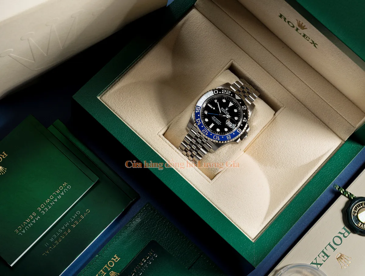 Đồng hồ Rolex GMT-Master II 126710BLNR