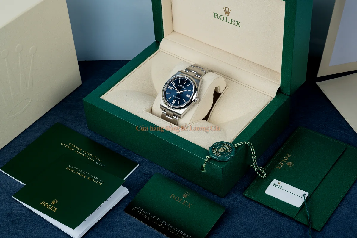 Đồng hồ Rolex Oyster Perpetual 124300