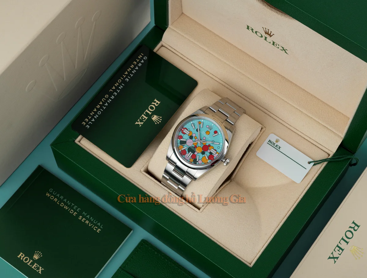 Đồng hồ Rolex Oyster Perpetual 124300