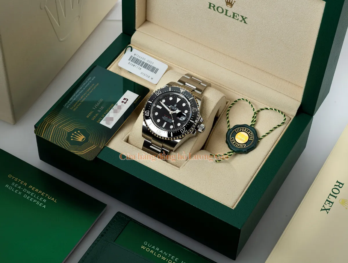 Đồng hồ Rolex Sea Dweller 126600