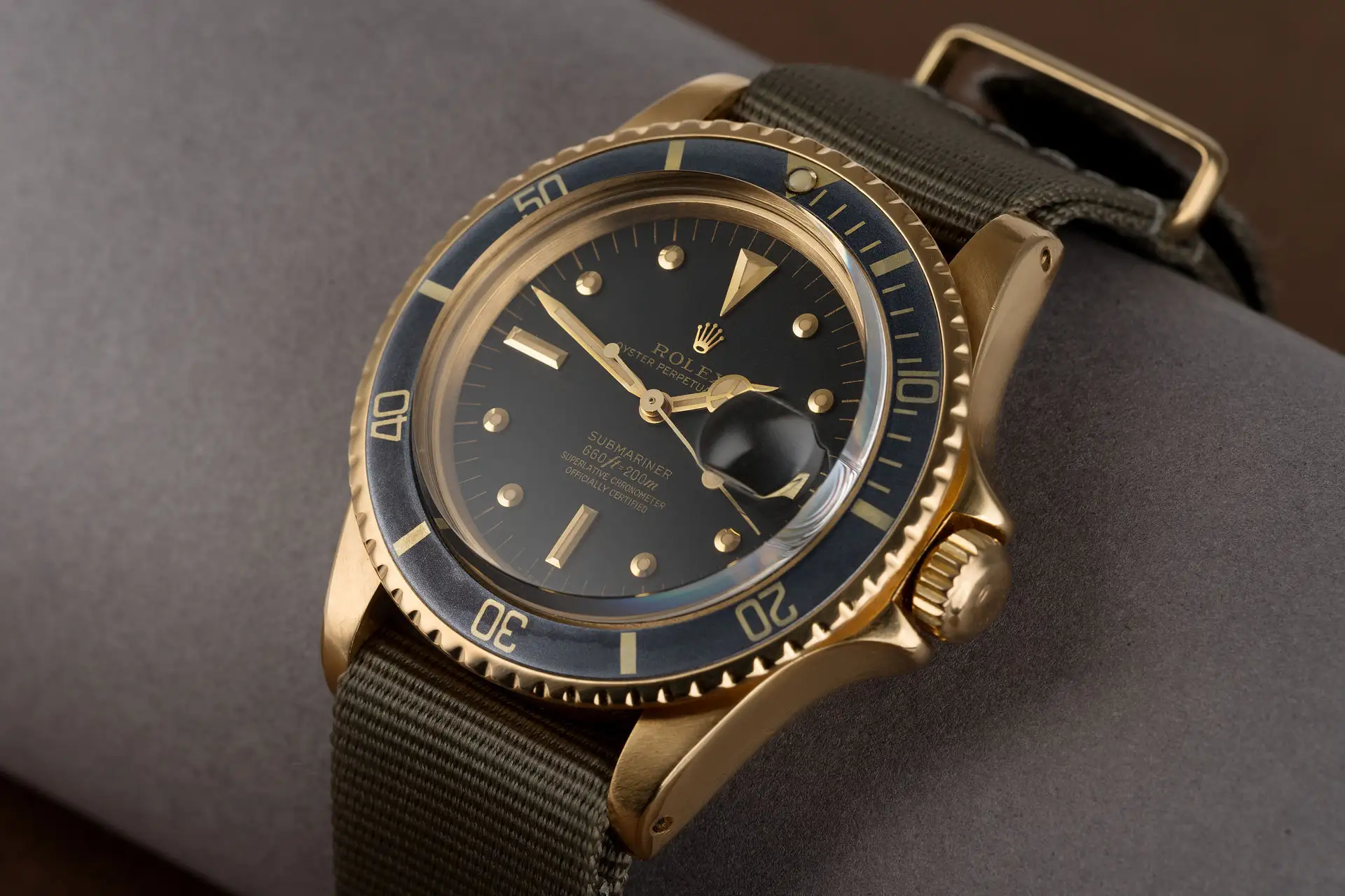 Kiểm tra kính Rolex vintage