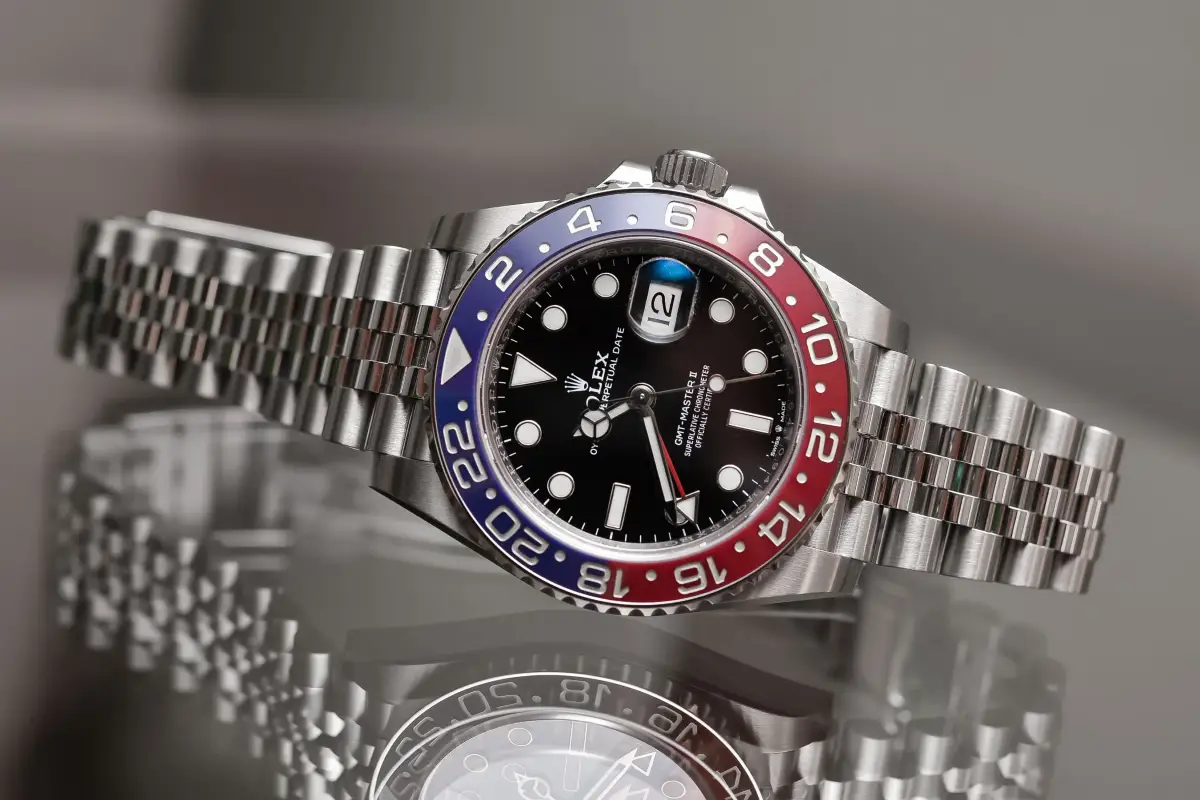 Đồng hồ Rolex GMT-Master II 126710BLRO Pepsi